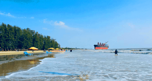 ঘুরে আসুন ‘পারকি সমুদ্র সৈকত '